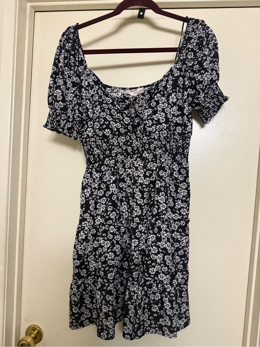 Dizzy Black & White Floral Square-Neck Mini Dress